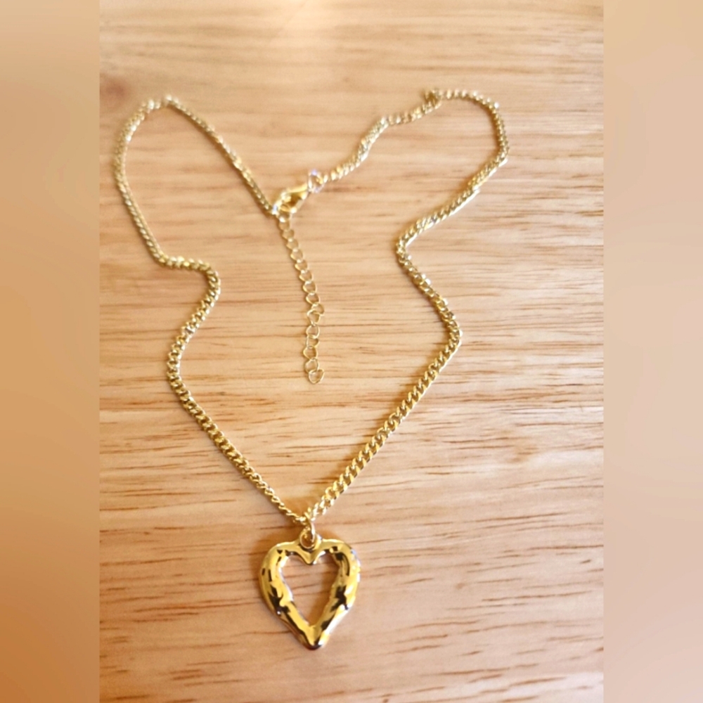 New Heart Necklace